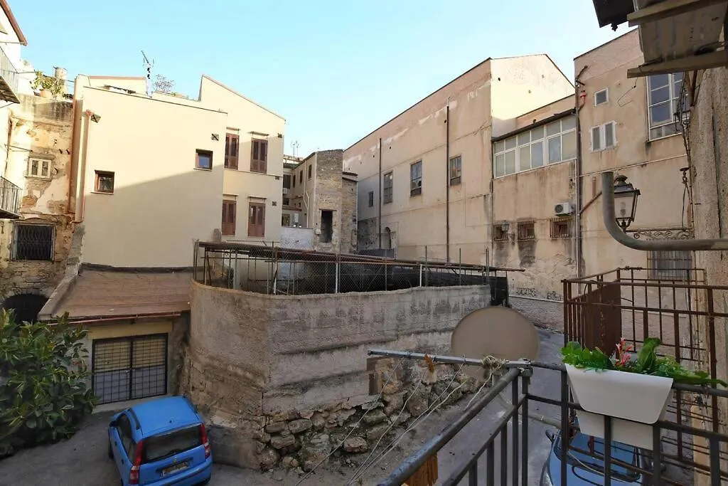 Casa Delle Grazie Palermo Apartment 0*,  Italy